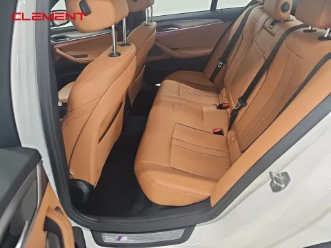 More photos of 2019 BMW 5 Series 530e xDrive iPerformance at Clement Pre-Owned, MO