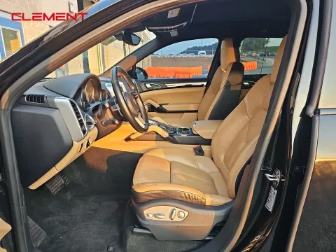 Another view of 2017 Porsche Cayenne Platinum Edition for sale in Florissant, MO at Clement Pre-Owned