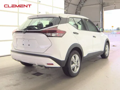 More photos of 2022 Nissan Kicks S at Clement Pre-Owned, MO