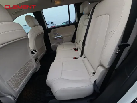 More photos of 2021 Mercedes-Benz GLB 250 at Clement Pre-Owned, MO