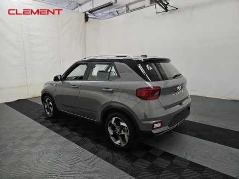More photos of 2023 Hyundai Venue Limited at Clement Pre-Owned, MO