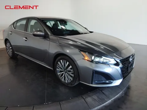 Another view of 2023 Nissan Altima 2.5 SV for sale in Florissant, MO at Clement Pre-Owned