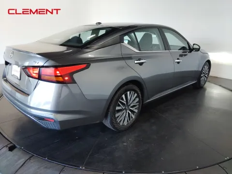 More photos of 2023 Nissan Altima 2.5 SV at Clement Pre-Owned, MO