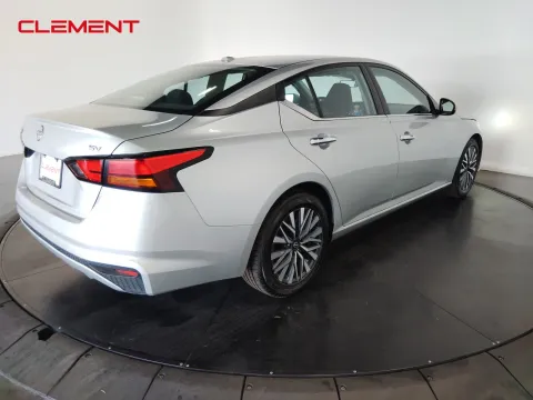 More photos of 2023 Nissan Altima 2.5 SV at Clement Pre-Owned, MO