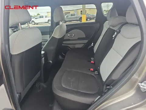 More photos of 2018 Kia Soul at Clement Pre-Owned, MO