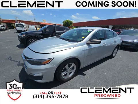 Silver 2019 Chevrolet Malibu LS for sale in Florissant, MO
