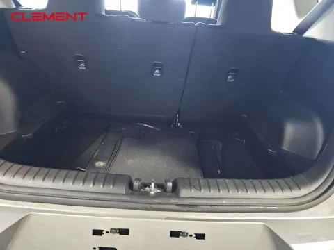 More photos of 2023 Kia Soul LX at Clement Pre-Owned, MO