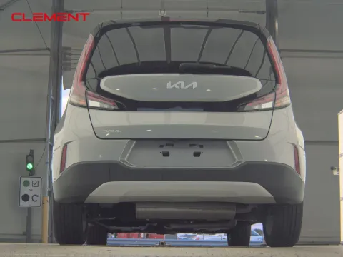 More photos of 2023 Kia Soul LX at Clement Pre-Owned, MO