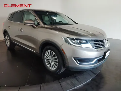 Another view of 2018 Lincoln MKX Select for sale in Florissant, MO at Clement Pre-Owned