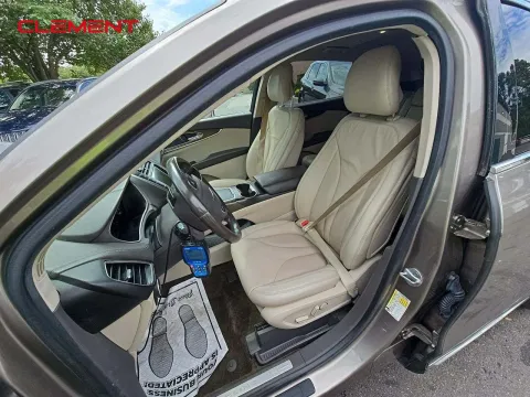 Another view of 2018 Lincoln MKX Select for sale in Florissant, MO at Clement Pre-Owned