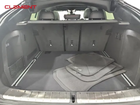 More photos of 2022 BMW X4 xDrive30i at Clement Pre-Owned, MO