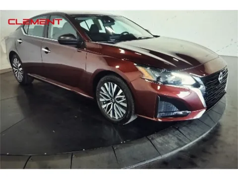 Photos of 2024 Nissan Altima 2.5 SV for sale in Florissant, MO at Clement Pre-Owned