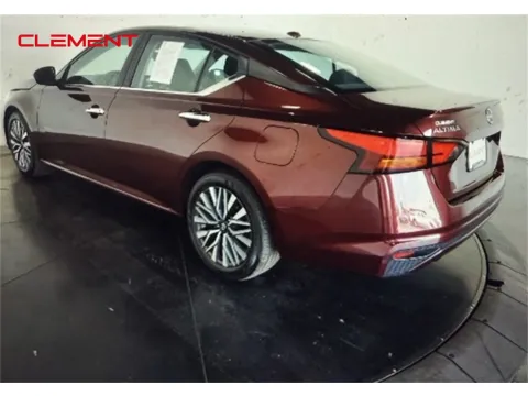 More photos of 2024 Nissan Altima 2.5 SV at Clement Pre-Owned, MO
