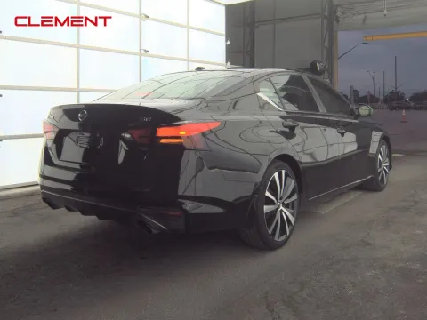 More photos of 2019 Nissan Altima 2.5 SR at Clement Pre-Owned, MO