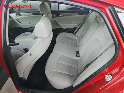 More photos of 2019 Hyundai Sonata SE at Clement Pre-Owned, MO