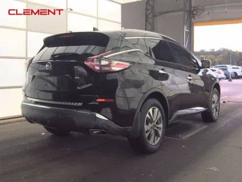 More photos of 2018 Nissan Murano SL at Clement Pre-Owned, MO