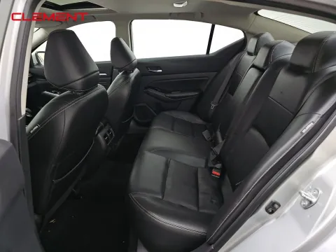 More photos of 2022 Nissan Altima 2.5 SL at Clement Pre-Owned, MO