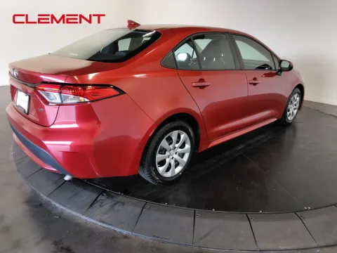 More photos of 2020 Toyota Corolla LE at Clement Pre-Owned, MO