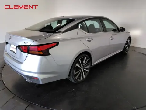 More photos of 2021 Nissan Altima 2.5 SR at Clement Pre-Owned, MO