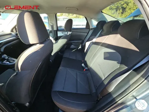 More photos of 2022 Kia Forte LXS at Clement Pre-Owned, MO