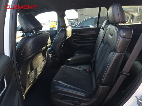 More photos of 2024 Jeep Grand Cherokee L Altitude at Clement Pre-Owned, MO