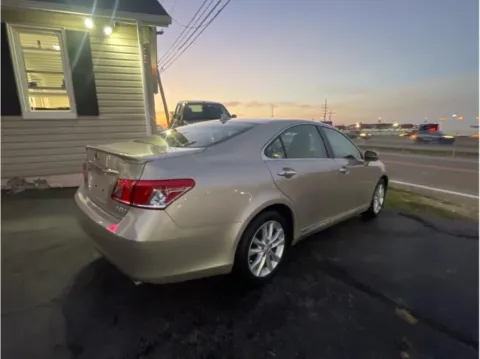 More photos of 2010 Lexus ES 350 Sedan 4D at O'Fallon Motors, MO