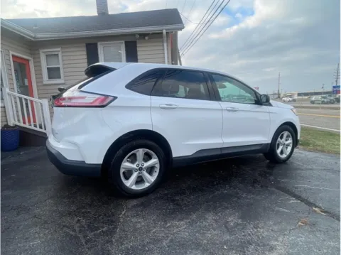 More photos of 2021 Ford Edge SE Sport Utility 4D at O'Fallon Motors, MO