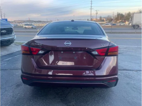 More photos of 2024 Nissan Altima 2.5 SV Sedan 4D at O'Fallon Motors, MO