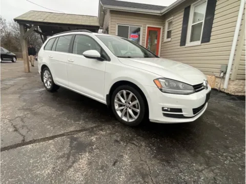 Another view of 2016 Volkswagen Golf SportWagen TSI SE Wagon 4D for sale in O’Fallon, MO at O'Fallon Motors