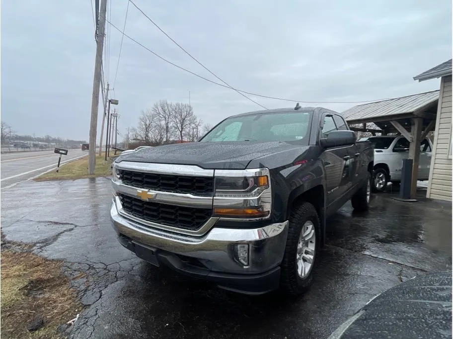 Gray 2018 Chevrolet Silverado 1500 Double Cab LT Pickup 4D 6 1/2 ft for sale in O’Fallon, MO