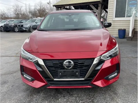 Photos of 2020 Nissan Sentra SR Sedan 4D for sale in O’Fallon, MO at O'Fallon Motors