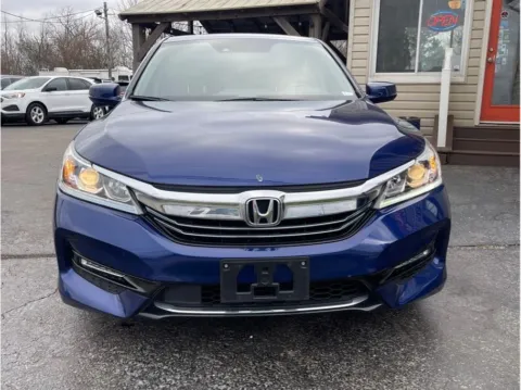 Photos of 2017 Honda Accord Hybrid EX-L Sedan 4D for sale in O’Fallon, MO at O'Fallon Motors