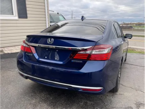More photos of 2017 Honda Accord Hybrid EX-L Sedan 4D at O'Fallon Motors, MO