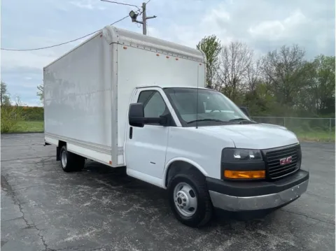 More photos of 2024 GMC Savana Cutaway 3500 Cutaway Van 2D at O'Fallon Motors, MO