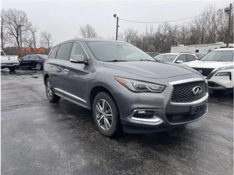 Gray 2020 Infiniti QX60 PURE Sport Utility 4D for sale in O’Fallon, MO