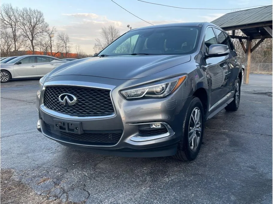 Gray 2020 Infiniti QX60 PURE Sport Utility 4D for sale in O’Fallon, MO