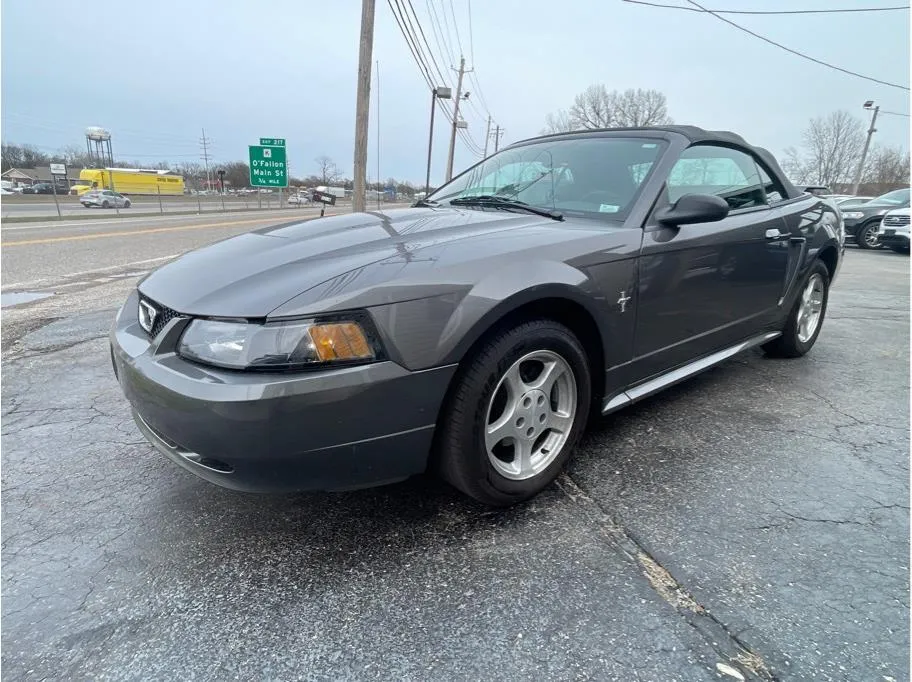 2003 Ford Mustang