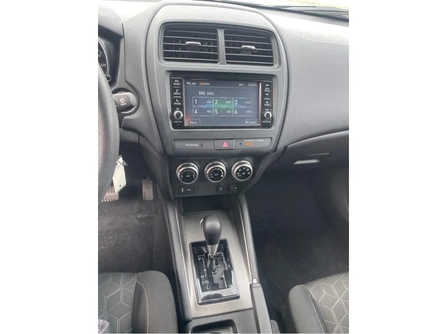 2024 Mitsubishi Outlander Sport ES - Photo 15