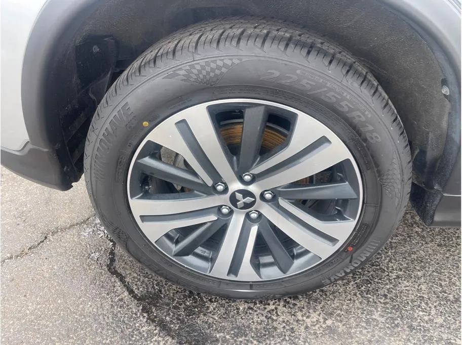 2024 Mitsubishi Outlander Sport ES - Photo 30