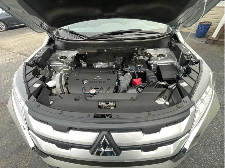 2024 Mitsubishi Outlander Sport ES - Photo 32