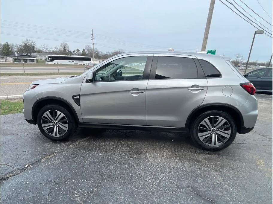 2024 Mitsubishi Outlander Sport ES - Photo 8
