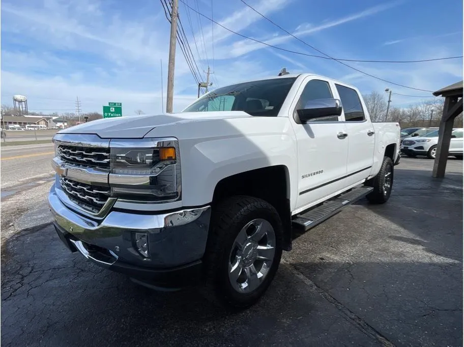 2017 Chevrolet Silverado 1500 Crew Cab LTZ Pickup 4D 5 3/4 ft for sale in O’Fallon, MO