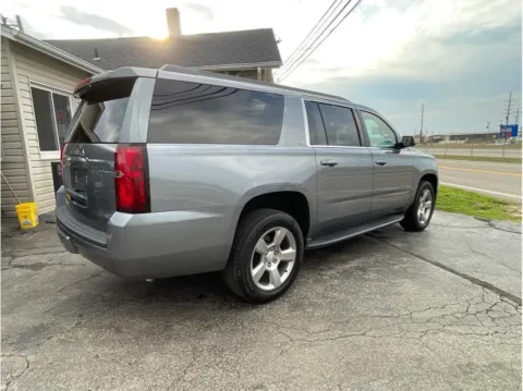 More photos of 2018 Chevrolet Suburban LT Sport Utility 4D at O'Fallon Motors, MO