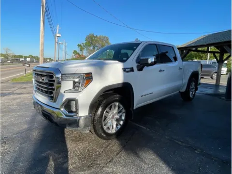 White 2021 GMC Sierra 1500 Crew Cab SLT Pickup 4D 5 3/4 ft for sale in O’Fallon, MO
