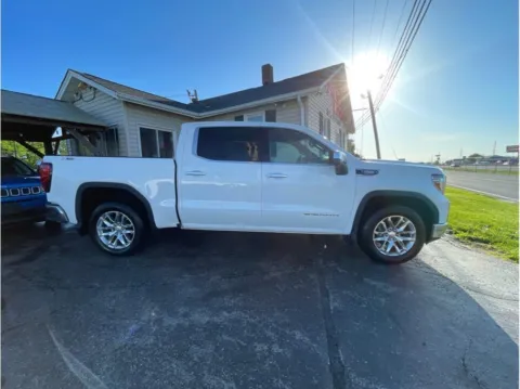 More photos of 2021 GMC Sierra 1500 Crew Cab SLT Pickup 4D 5 3/4 ft at O'Fallon Motors, MO