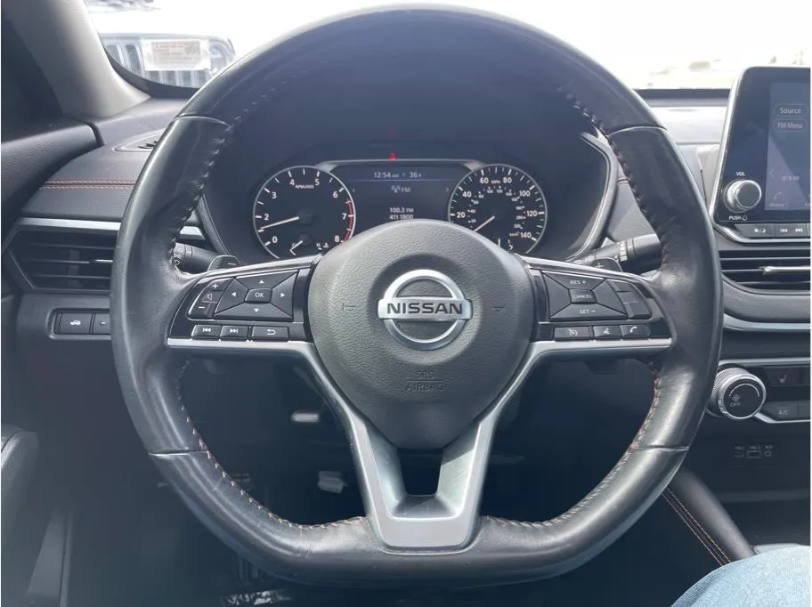 2020 Nissan Altima SR - Photo 12