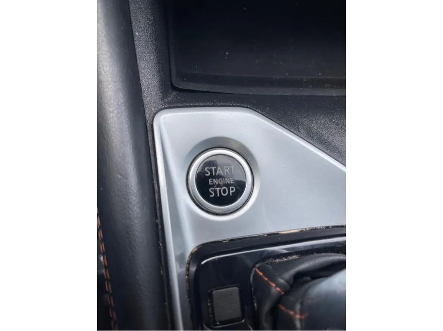 2020 Nissan Altima SR - Photo 14