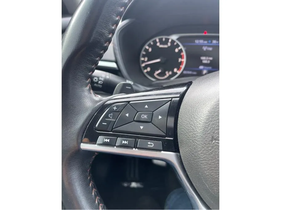 2020 Nissan Altima SR - Photo 16