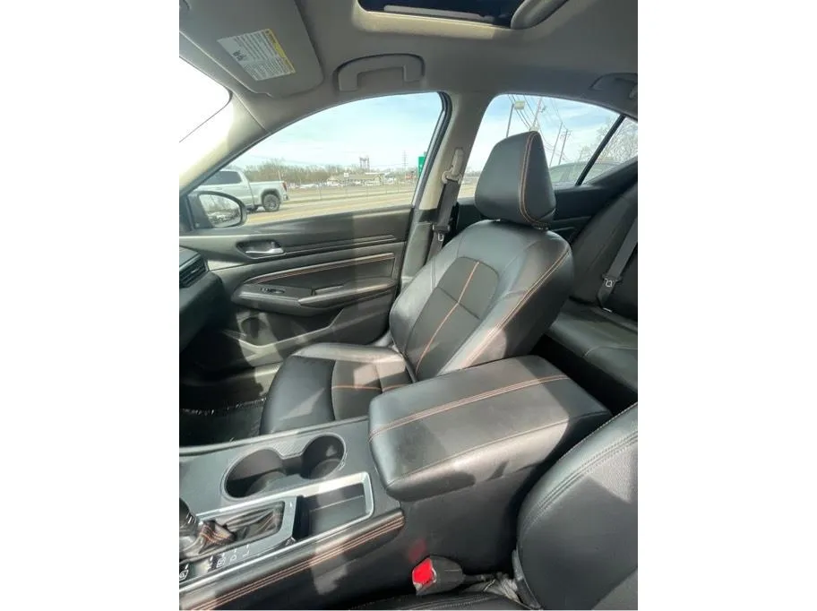 2020 Nissan Altima SR - Photo 20
