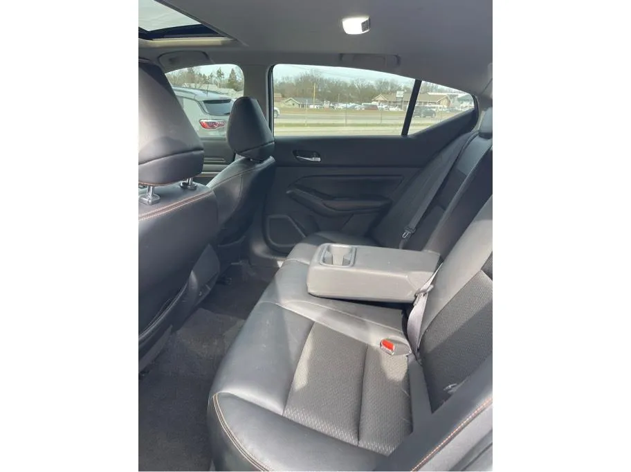 2020 Nissan Altima SR - Photo 24